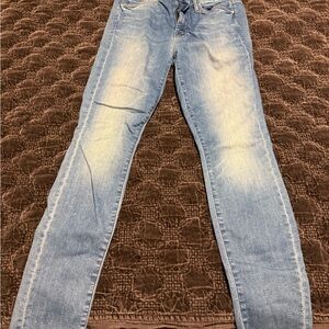 MOTHER Light Blue Looser Ankle Fray Jeans